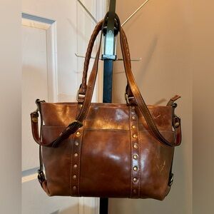 🌾 Patricia Nash Brown Leather Tote With Gold Studs, Classic & Timeless